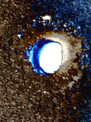 2019-04/hole1