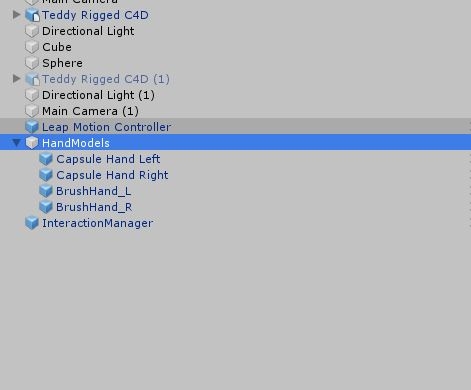 2019-05/1558975385_hands3